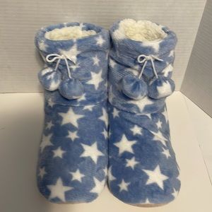 Blue Star Slipper Booties with Pom Pom’s Size 7-9